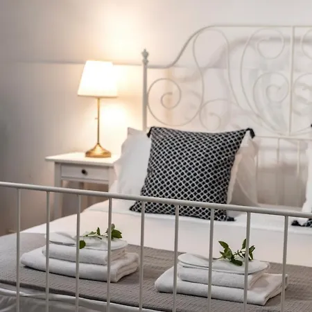 Edem Traditional House 4*