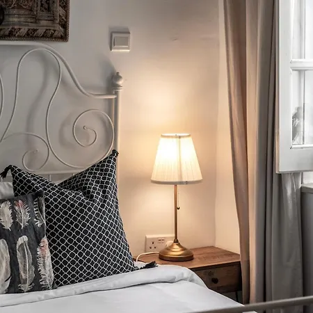 אורחן Edem Traditional House 4*