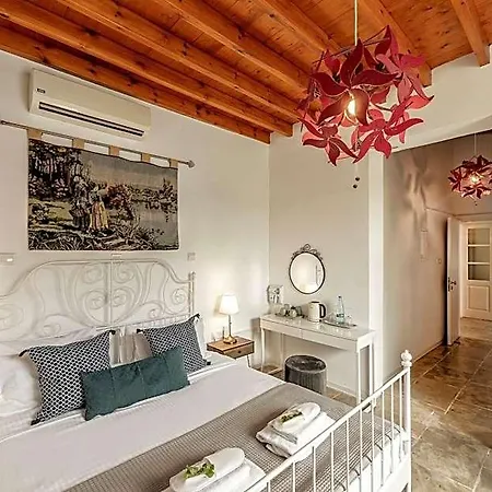 Edem Traditional House 4*