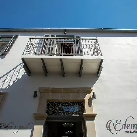 אורחן Edem Traditional House לרנקה