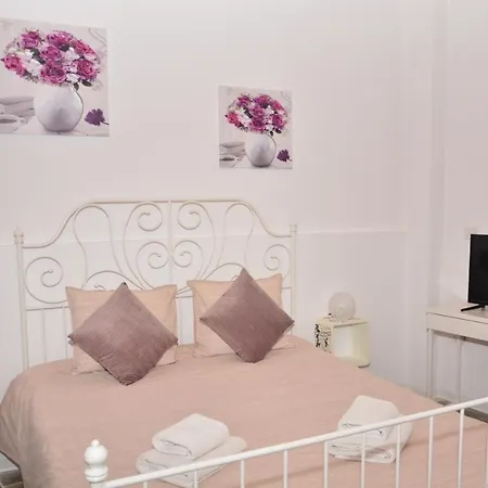 Edem Traditional House אורחן 4*