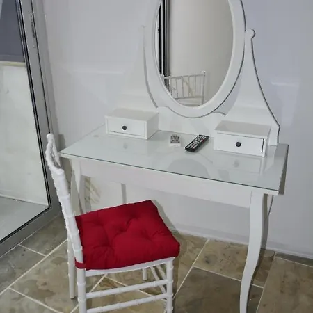 Edem Traditional House 여관 4*