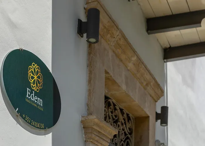 Edem Traditional House Inn 4*