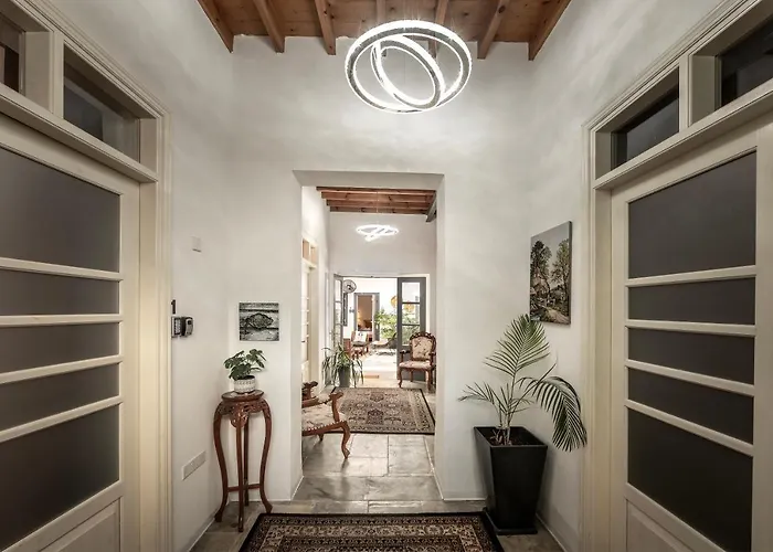 Inn Edem Traditional House 4*